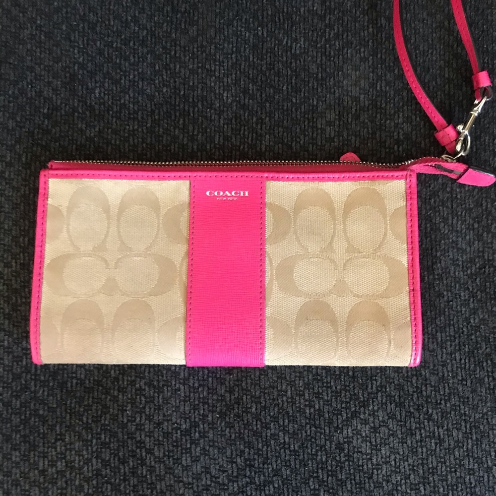 Coach wristlet/wallet